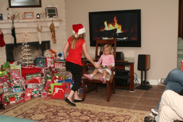2012-12-24 027 Christmas Eve at T&S.jpg